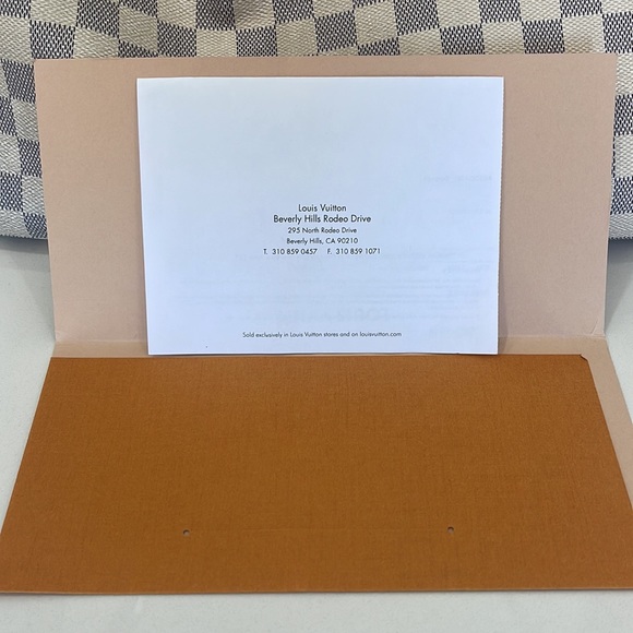 Louis Vuitton Damier Azur Artsy MM - Picture 9 of 11